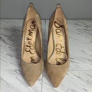 Sam Edelman Beige Suede Pointed Toe Heels
